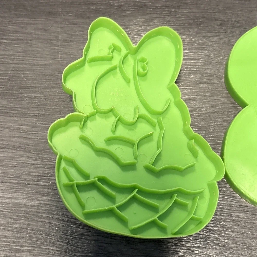 Lot‎ of 6 Vtg 1978 Wilton EASTER Cookie Cutters Plastic Chick Bunny Lamb Basket